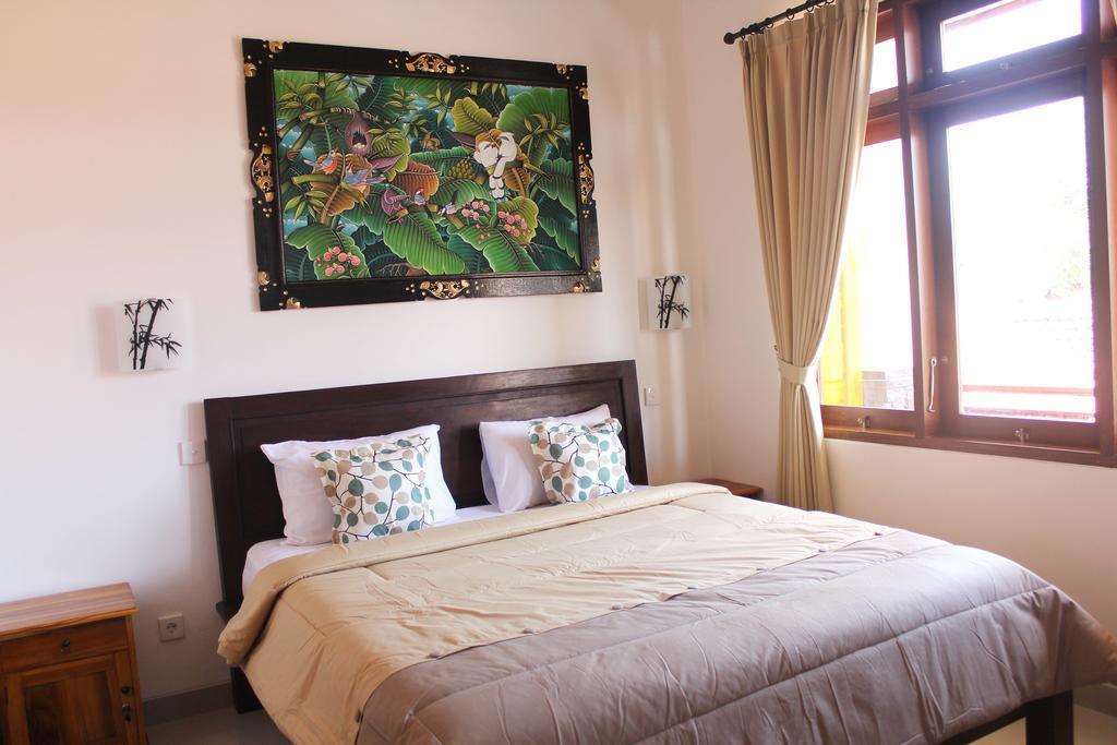 Agus Tri Homestay Sanur Værelse billede