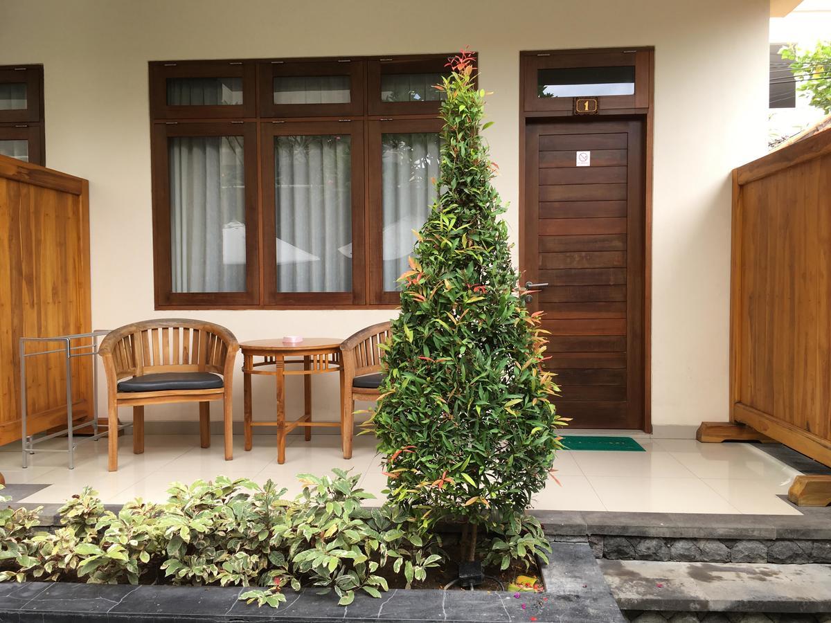 Agus Tri Homestay Sanur Eksteriør billede